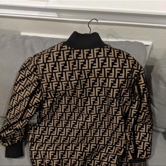 Fendi Black & Gold Bomber Jacket Size 6 (s) - Picture 5 of 5